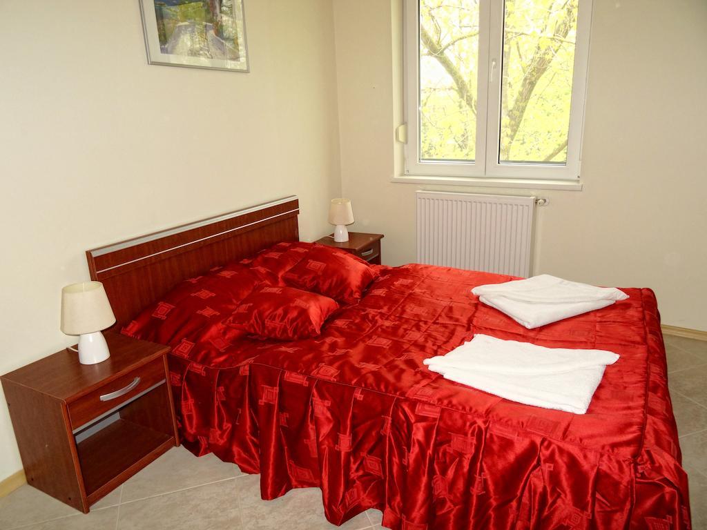 Club Topaz Apartments Нептун Стая снимка