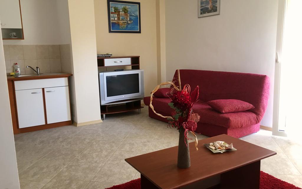 Club Topaz Apartments Нептун Екстериор снимка