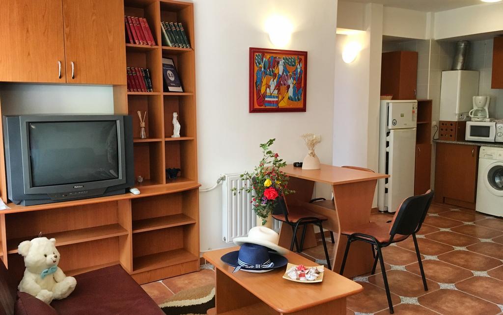 Club Topaz Apartments Нептун Екстериор снимка