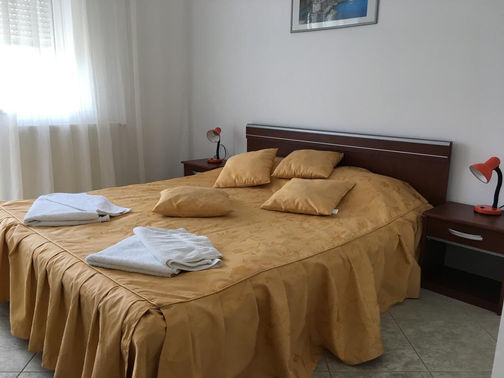 Club Topaz Apartments Нептун Екстериор снимка